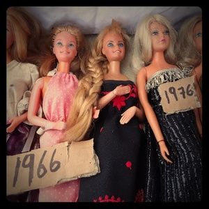 20 vintage 1960s Mattel Barbie dolls